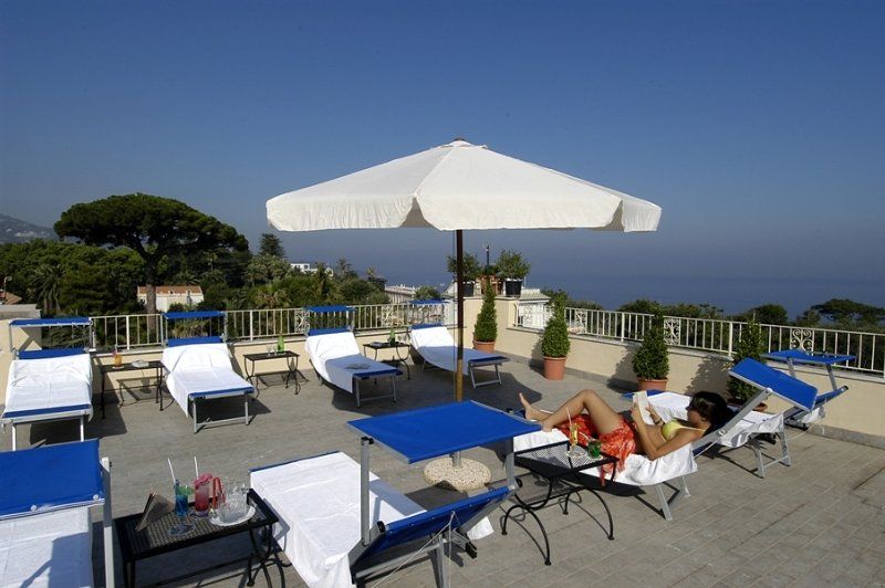 Hotel Crawford Sant'Agnello Exterior foto