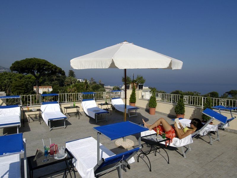 Hotel Crawford Sant'Agnello Exterior foto